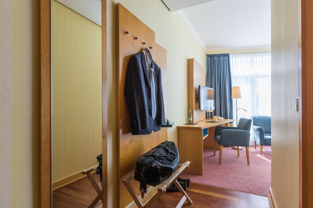 Strand-Hotel Hübner Rostock Exterior foto